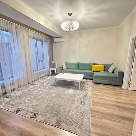 Ecohouse Apartment Bishkek Exterior photo