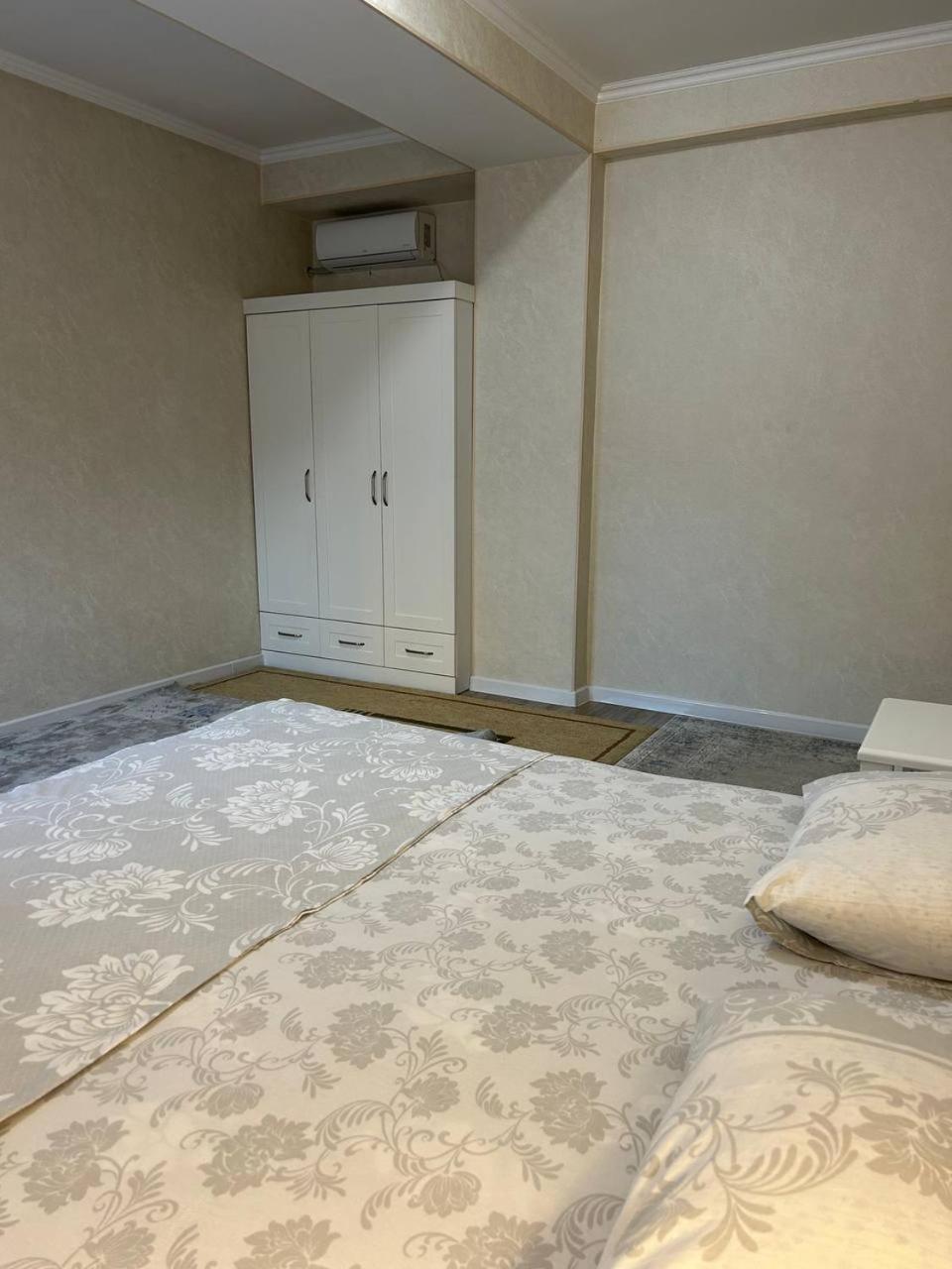 Ecohouse Apartment Bishkek Exterior photo