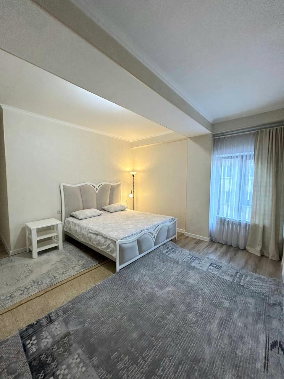 Ecohouse Apartment Bishkek Exterior photo