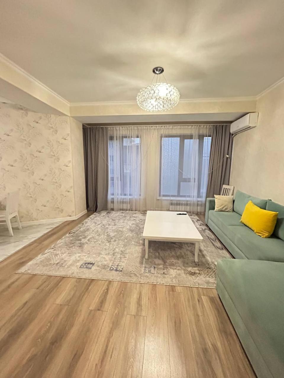 Ecohouse Apartment Bishkek Exterior photo