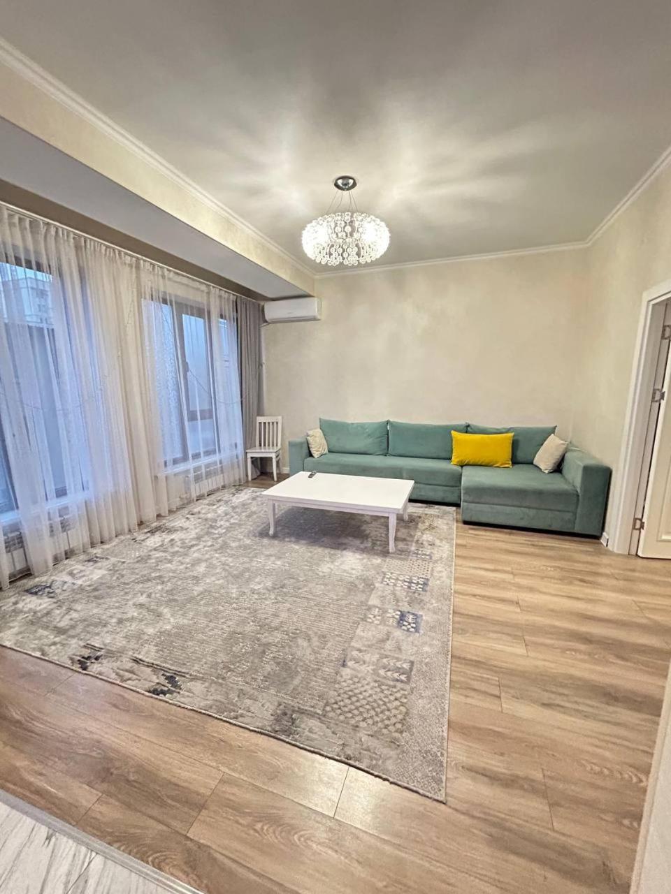 Ecohouse Apartment Bishkek Exterior photo